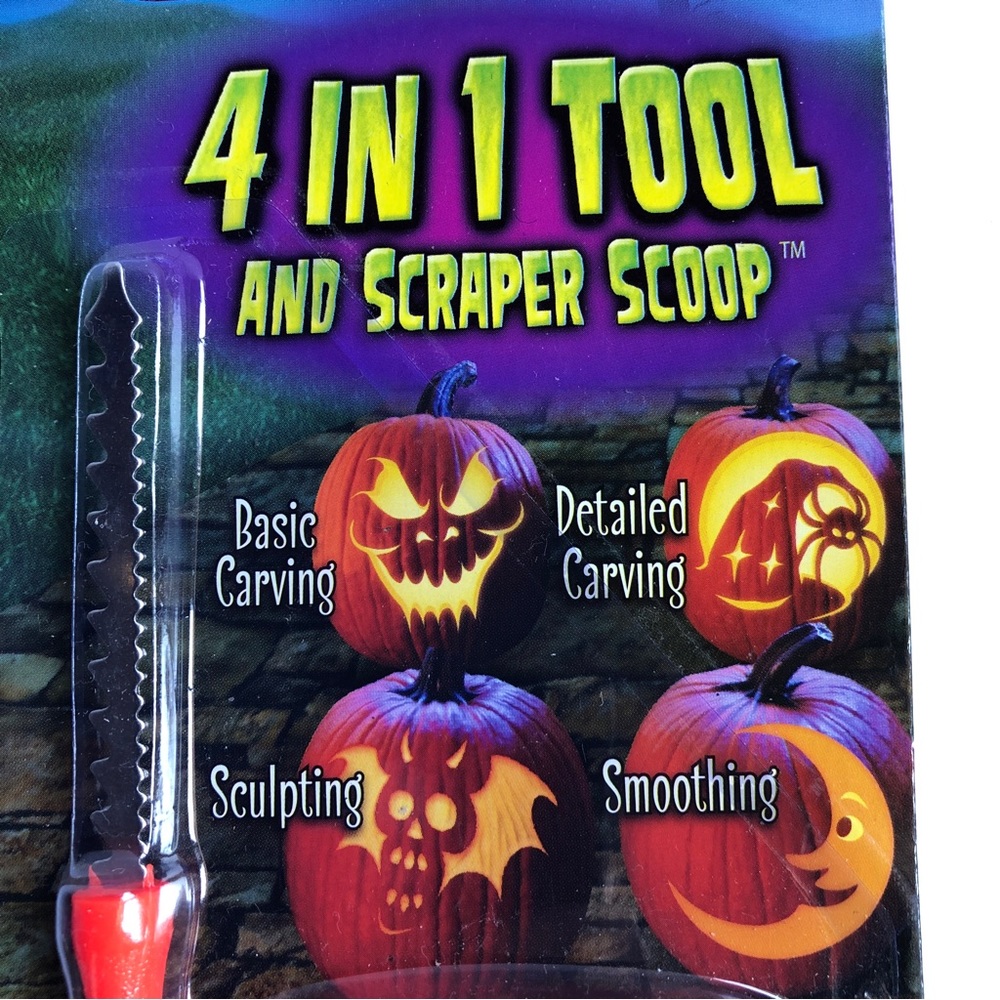 3/$15 NEW PUMPKIN MASTERS 4-in-1 Tool & Scraper Scoop™ Age 8 & up